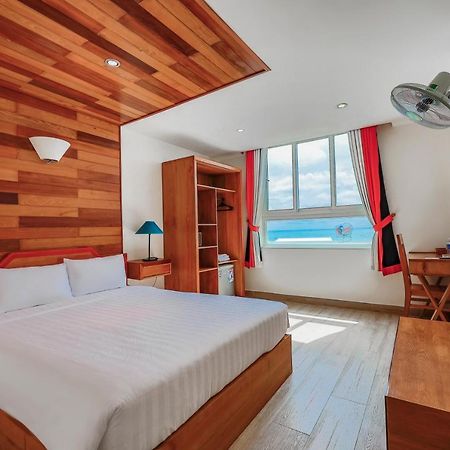 Light House Phu Quoc Hotel Exterior photo