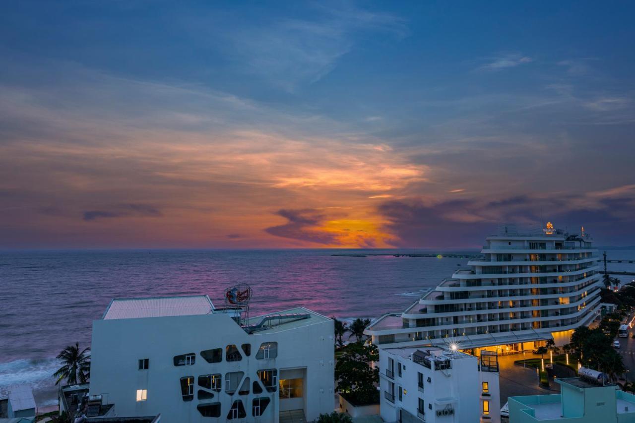 Light House Phu Quoc Hotel Exterior photo